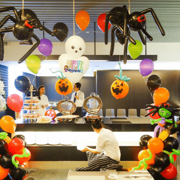 Ý tưởng trang trí halloween cho văn phòng 