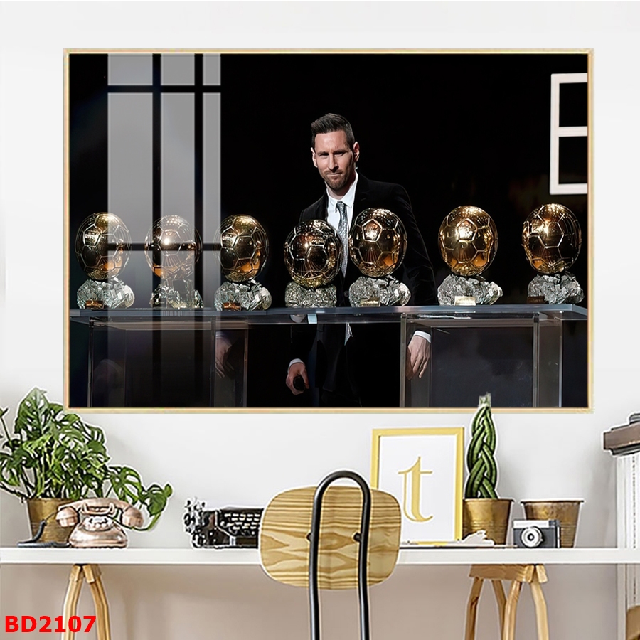 Tranh Tráng Gương Treo Tường - Cầu Thủ Bóng Đá Lionel Messi - Quả Bóng Vàng