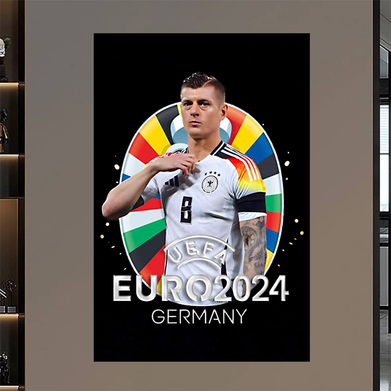 Tranh Treo Tường Cầu Thủ Bóng Đá Nổi Tiếng Toni Kroos 01 - Euro 2024