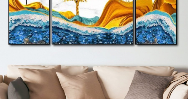 Tranh Treo Tường Rừng Vàng Và Núi Bạc