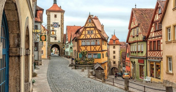 Tranh Dán Tường Con Đường Lãng Mạn Của Đức