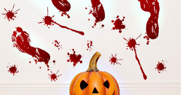 Decal Trang Trí Halloween Bàn Chân Máu