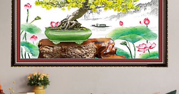 Tranh Gỗ Phù Điêu Treo Tường Đóng Khung Cao Cấp - Chậu Bonsai Hoa Mai Vàng Khoe Sắc